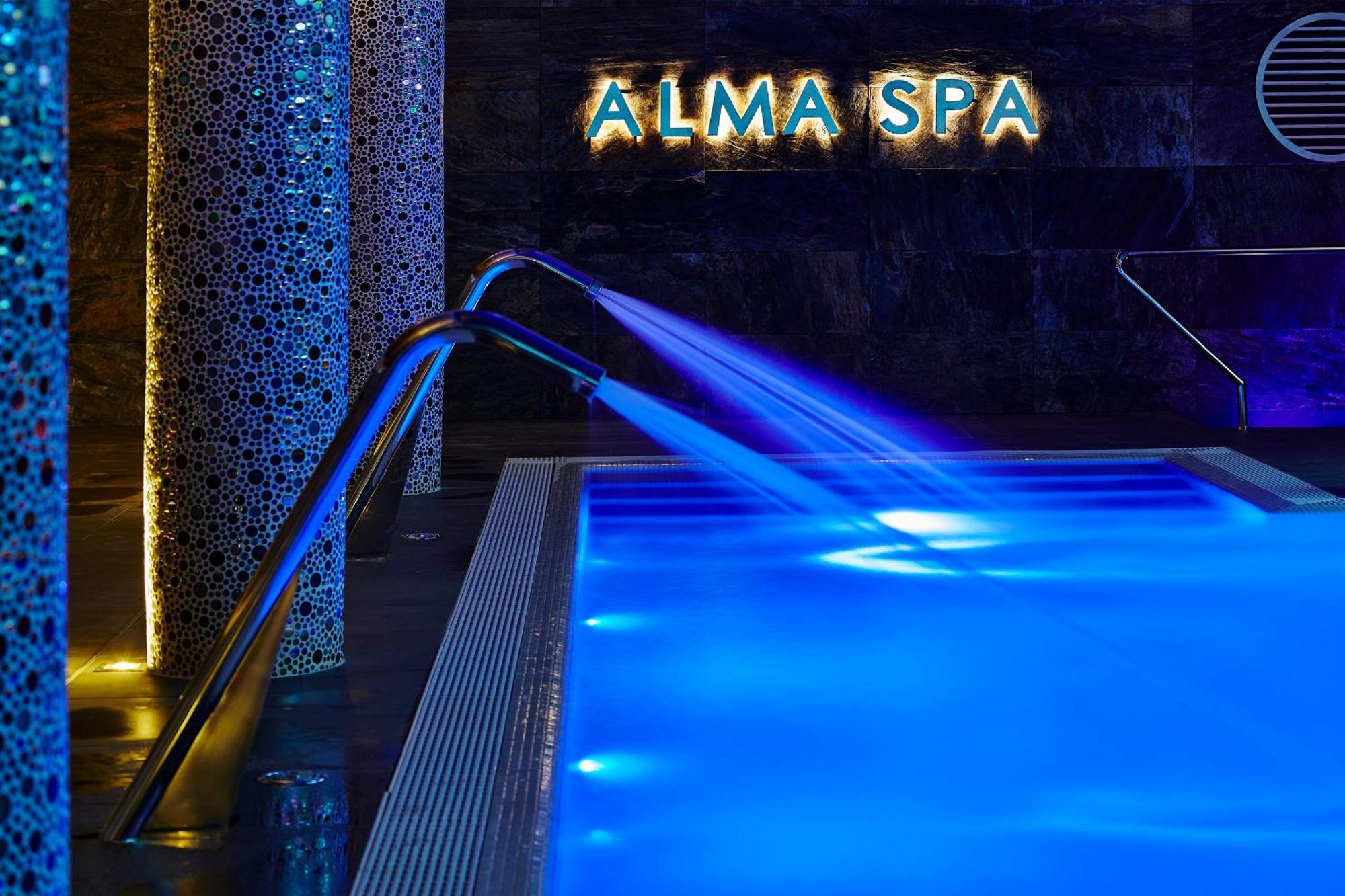 Alcazar Hotel & Spa Monte Gordo Exterior photo